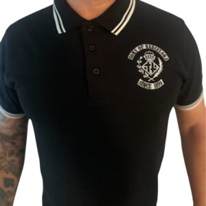 Polo negro con bordado de Sons